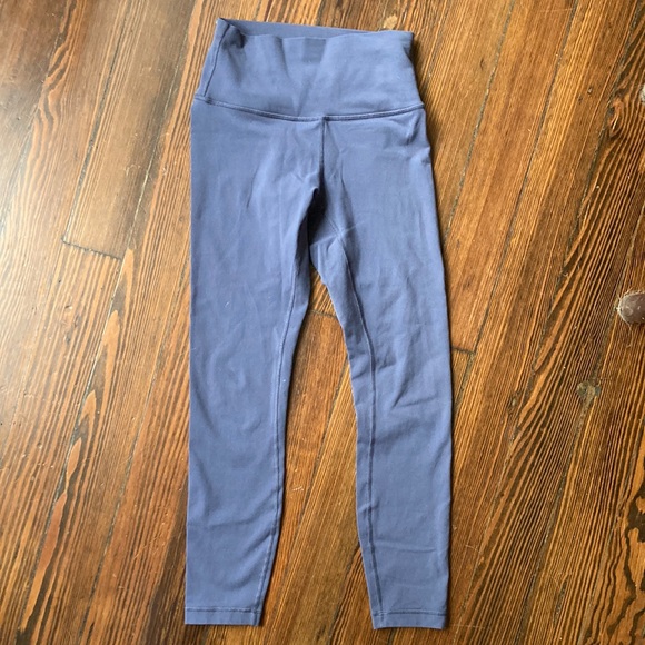 ⭐️ 2 for 45 ⭐️ Size 4 grey lululemon leggings - Picture 1 of 4
